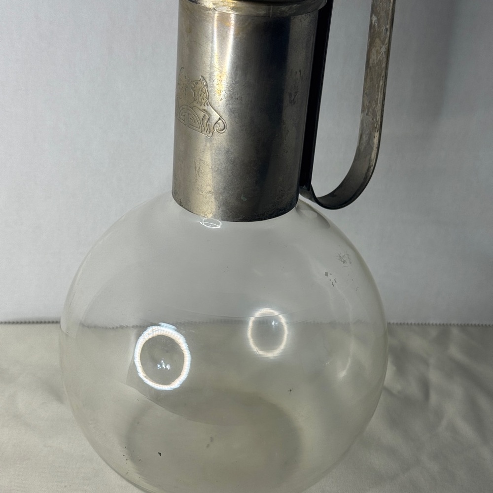 Vintage Pyrex Glass Carafe Silver‎ Plate Solingen Lion Crest Cork Lid Decanter